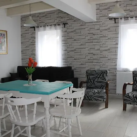 Apartment Mint Vendeghaz Maganszallashely *